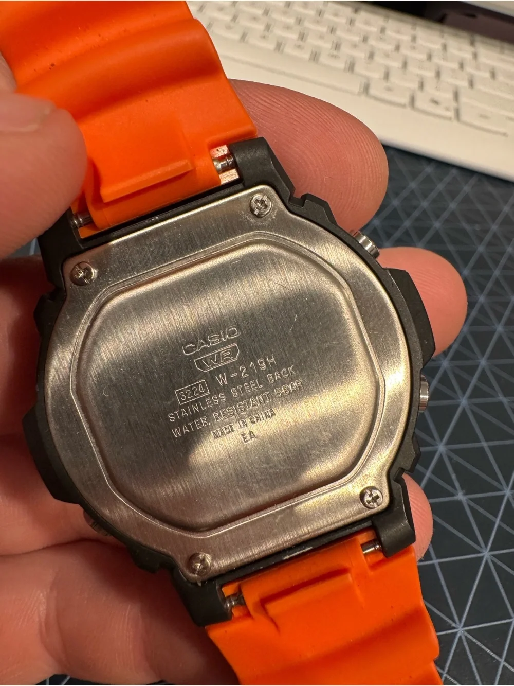 Casio W-219H-4AV Orange Digital Sport LED Illuminator Alarm Stopwatch 50M Resin